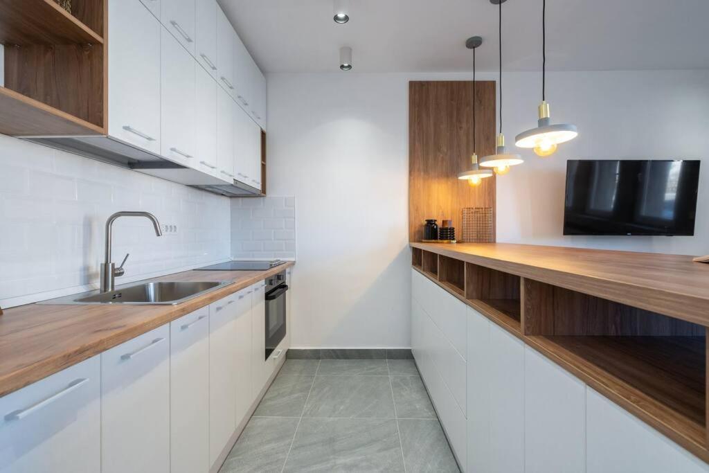Stylish Apartament Magheru Bukares Bagian luar foto