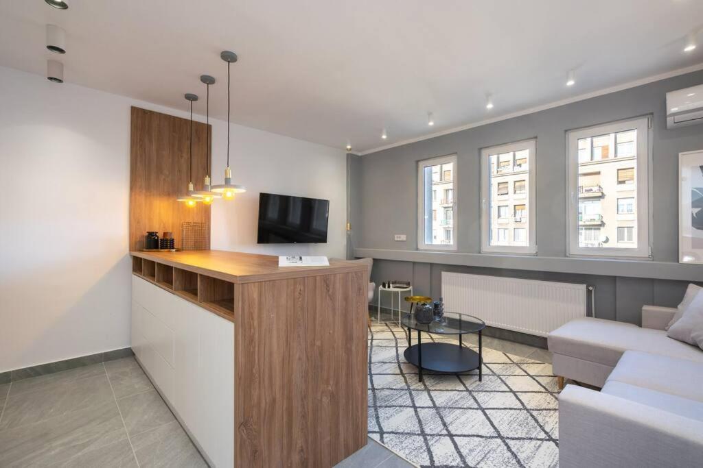 Stylish Apartament Magheru Bukares Bagian luar foto